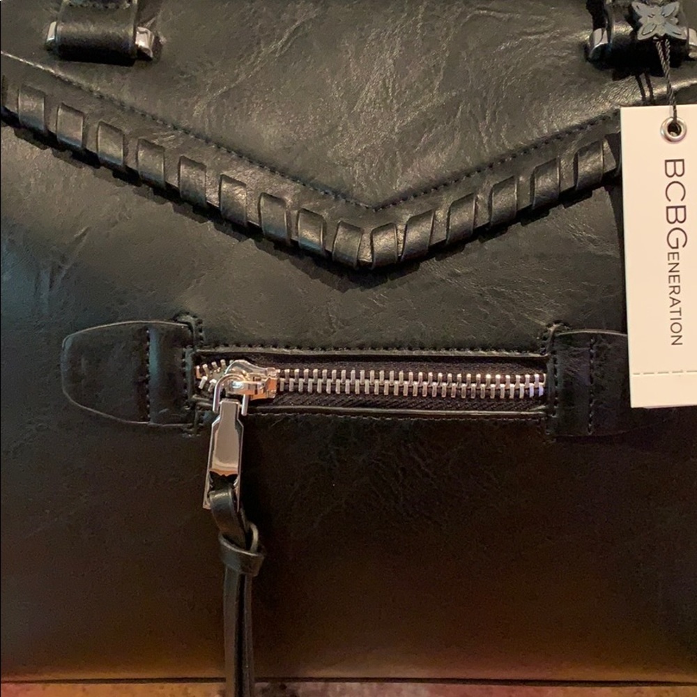BCBGeneration medium sized black purse - Picture 3 of 8